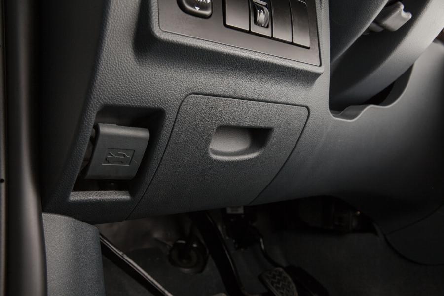 Детали интерьера Foton Tunland Double Cab 2016 года  (CIS) (фото 98 из 115)